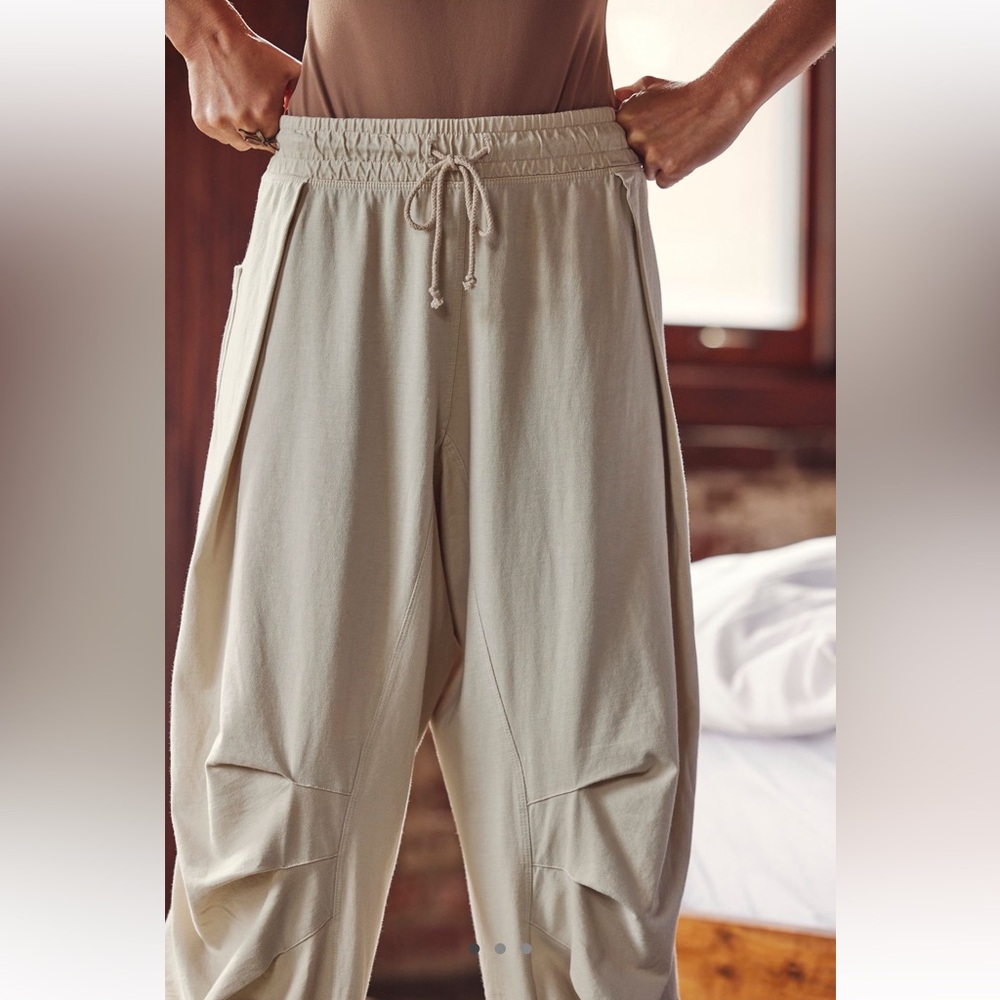 Free People - Daytime Dreamer Lounge Pant - Pumice Stone